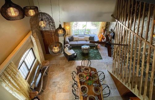 Quepos House | Villa Palmeras with jungle views pool near MA