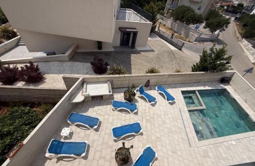 Businci Apartment | Villa Paradiso