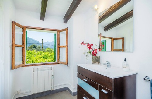 Biniaraix House | Villa 'Patró Lau' with Mountain View, Wi-Fi and Air Conditioning