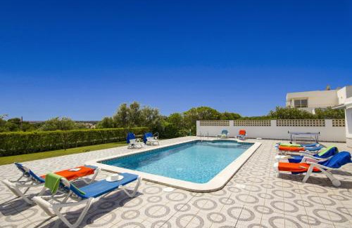 Coves Noves Villa | Villa Pepe by Villa Plus