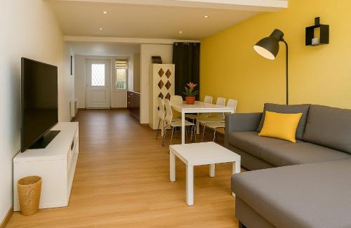 Le Mesnil-Amelot Villa | Villa Petit Charles - CDG Paris airport - Parc Asterix - Extra Shuttle