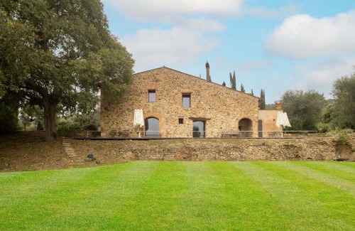 Campagnatico Villa | Villa Pieve Vecchia by VacaVilla