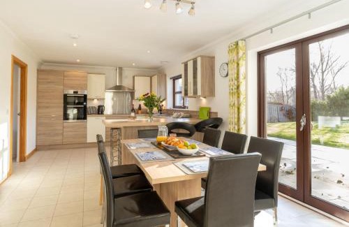 Aviemore Villa | Villa Pineways by Interhome