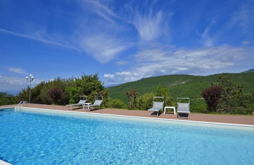 Anghiari Villa | Villa Piombona - Four Bedroom Villa, Sleeps 8