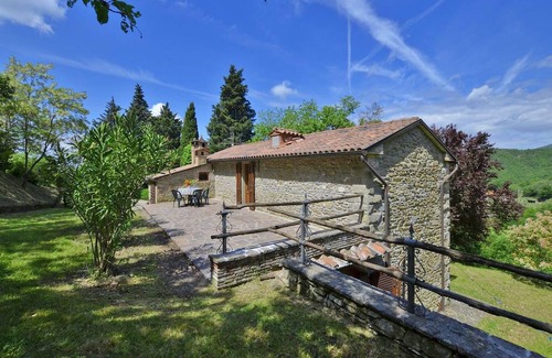 Anghiari Villa | Villa Piombona - Four Bedroom Villa, Sleeps 8