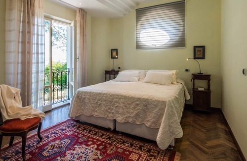 Mogliano Villa | Villa Poggio 8 - Four Bedroom Villa, Sleeps 8