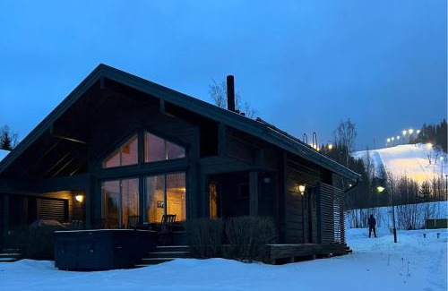 Jamsa Villa | Villa Pohjoistuuli - 5+1 henkilölle, Luoteis-Himos Ski-in/out 56m² + 11m²