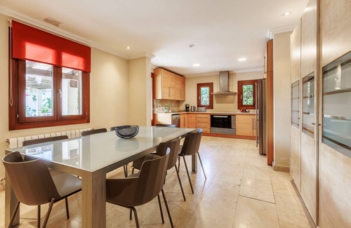 Puerto de Pollensa Villa | Villa Ponent for 8 people with pool and BBQ in the Pollensa countryside and near the beach.