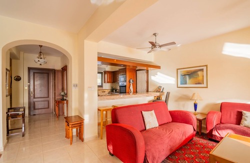 Kouklia Villa | Villa Pontus - stunning views & privacy in beautiful garden with pool & hot tub