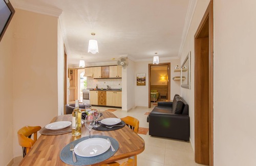 Santa Maria Estate Apartment | Villa & Pool 1 Mellieħa Bay Retreat, Mellieha, Malta