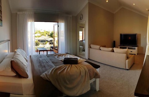 Wannanup House | Villa Port Grimaud on Bouvard Island