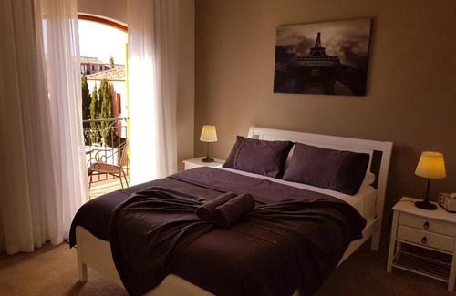 Wannanup House | Villa Port Grimaud on Bouvard Island