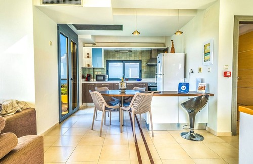 Nopigia Villa | Villa Pounentes, a few meters from Nopigia Beach !