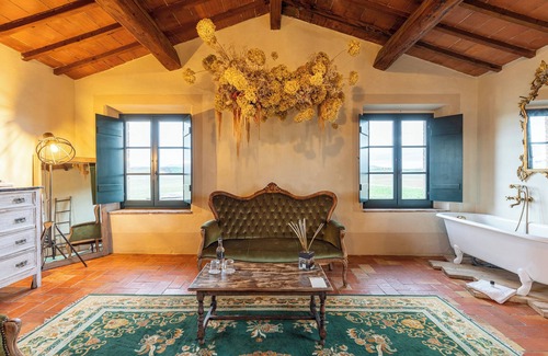 Gallina Villa | Villa "Privata Locanda In Tuscany" with Private Pool, Private Terraces & Wi-Fi