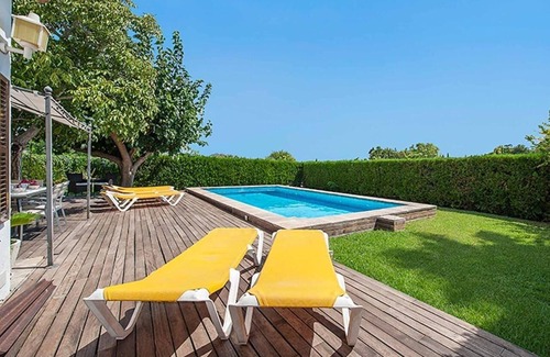 Les Palmeres Villa | Villa Provenza with Private Pool, Terrace, A/C & Wi-Fi