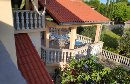 Krusevo Apartment | VILLA PUNTA BLAVA - beach front, ideal for kids, large terraces with sea view, internet, Netflix, no pets allowed, 3Kw EV ch