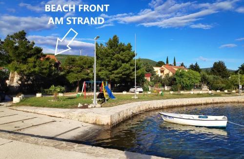 Krusevo Apartment | VILLA PUNTA BLAVA - beach front, ideal for kids, large terraces with sea view, internet, Netflix, no pets allowed, 3Kw EV ch