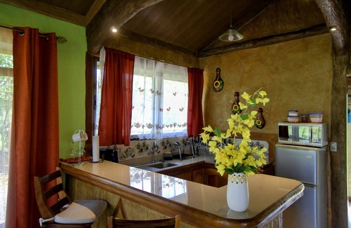 La Fortuna Villa | Villa Rústica Arenal: With Free Sloths Territory Pass!