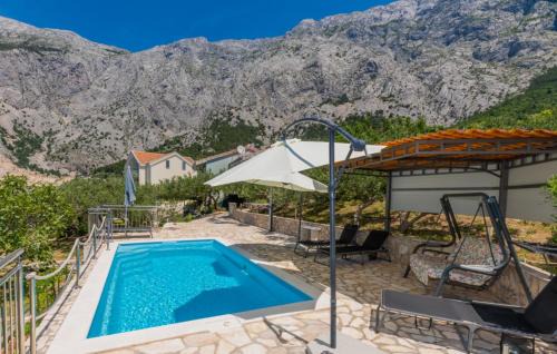 Baska Voda Villa | Villa Radic - Makarska by Villas Guide