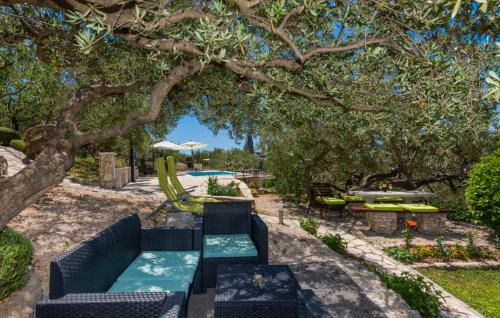 Baska Voda Villa | Villa Radic - Makarska by Villas Guide