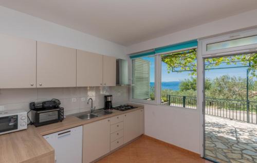 Baska Voda Villa | Villa Radic - Makarska by Villas Guide
