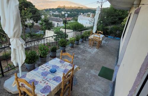 Gjirokaster Apartment | Villa Reçka