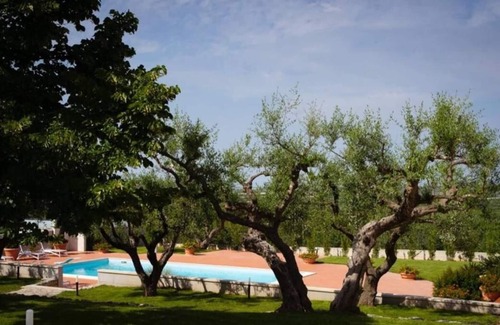 Turi Villa | Villa "Resta with Pool and Spa", Sea View & Wi-Fi