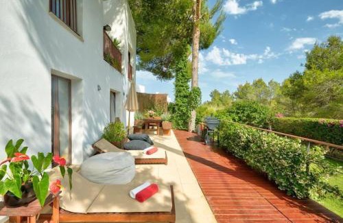 Santa Eulalia del Rio Villa | Villa Retreats