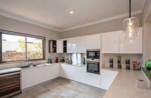 Port Chambly House | Villa ROYAL PARK 4 bedrooms, 5 min from the beach