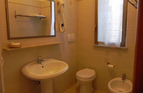 Genzano di Roma Hotel | Villa Robinia
