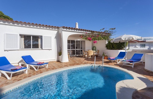 Vale do Lobo Villa | Villa 'Rosa' with Private Pool, Wi-Fi and Air Conditioning