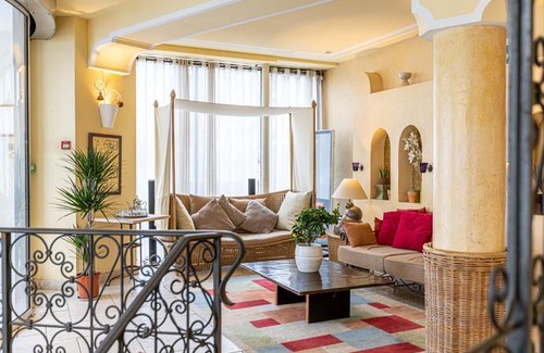 Parc-de-Montsouris Hotel | Villa Royale Montsouris