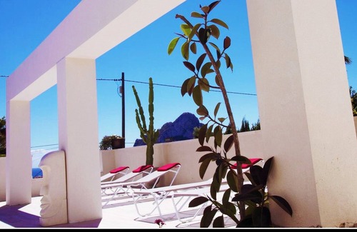 Calpe Ski Chalet | Villa Royale / panoramic views / privacy / infinity pool