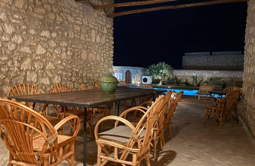 Moulay Bouzarqtoune House | Villa'S is a peaceful haven located 25 minutes from Essaouira.