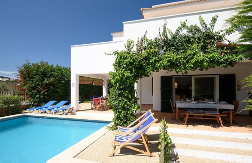 Coves Noves Villa | VILLA SA CALMA 8 quiet and charming