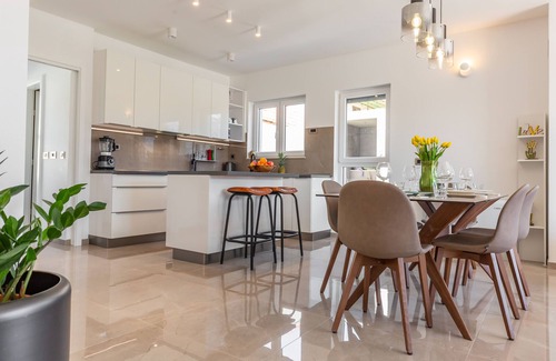 Dugopolje Villa | Villa SALVIA - new modern villa near Split