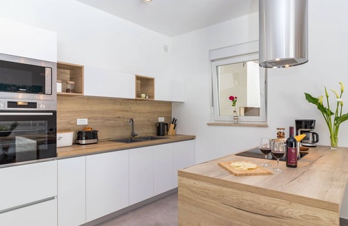 Svetvincenat Villa | Villa *SANIVARO with heated pool