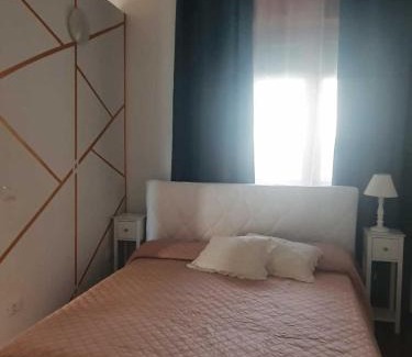 Sandra Apartment | Villa Santa Maria - Giardino privato - vista fiume