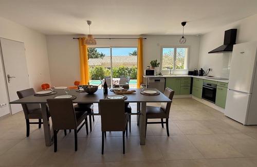 Mormoiron Villa | Villa SANTA with swimming pool - Clim- Wi-Fi - Parking