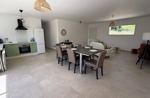 Mormoiron Villa | Villa SANTA with swimming pool - Clim- Wi-Fi - Parking