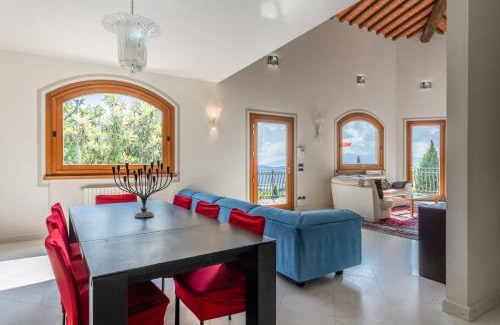 Pescia Villa | Villa Serafina