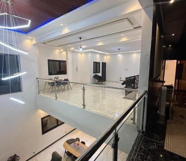 Niaga Villa | Villa serenité lac rose avec cuisinier ,piscine et jacuzzi terrasse vue lac