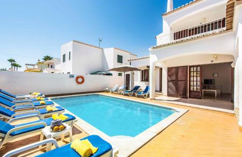 Areias de Sao Joao Villa | Villa Serenity
