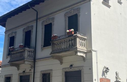 Gallarate House | VILLA SIMONA Malpensa