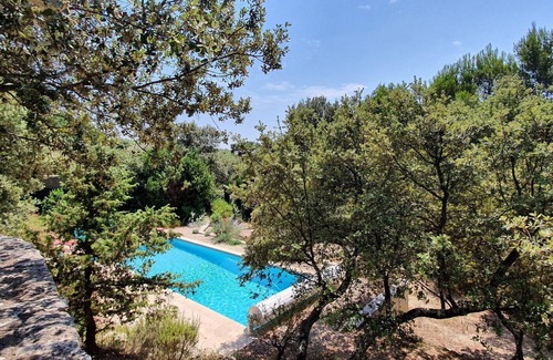 La Tour-d'Aigues Villa | Villa sleeps 8 with superb pool