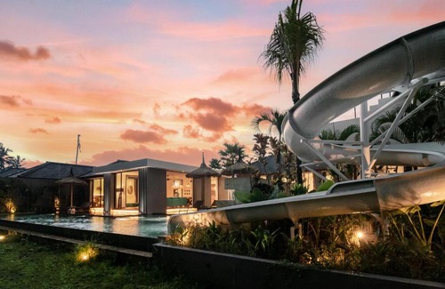 Pejeng Kawan Villa | Villa Slide by BaliSuperHost