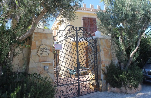 Lampedusa Villa | Villa Sofia - Lampedusa Owner Nunzia.