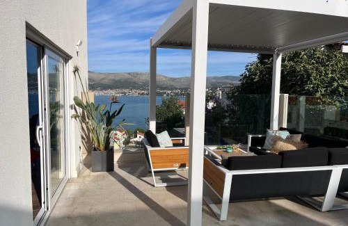 Okrug Gornji Villa | Villa Sofrania- Panoramic Views, Pool, Hot Tub, Location!
