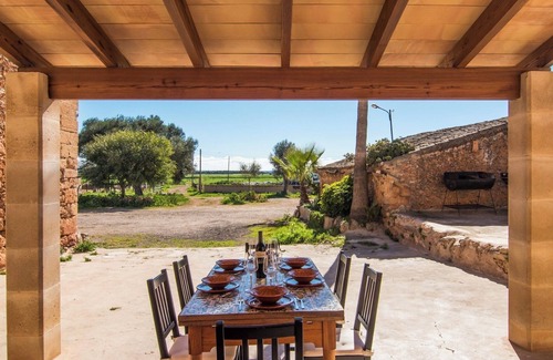 Campos Villa | Villa 'Son Lladonet' with Private Terrace, Private Garden and Wi-Fi
