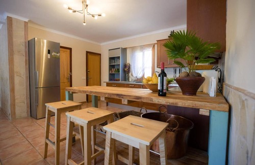 Maria de la Salut Villa | Villa 'Son Roig' with Mountain View, Wi-Fi and Air Conditioning